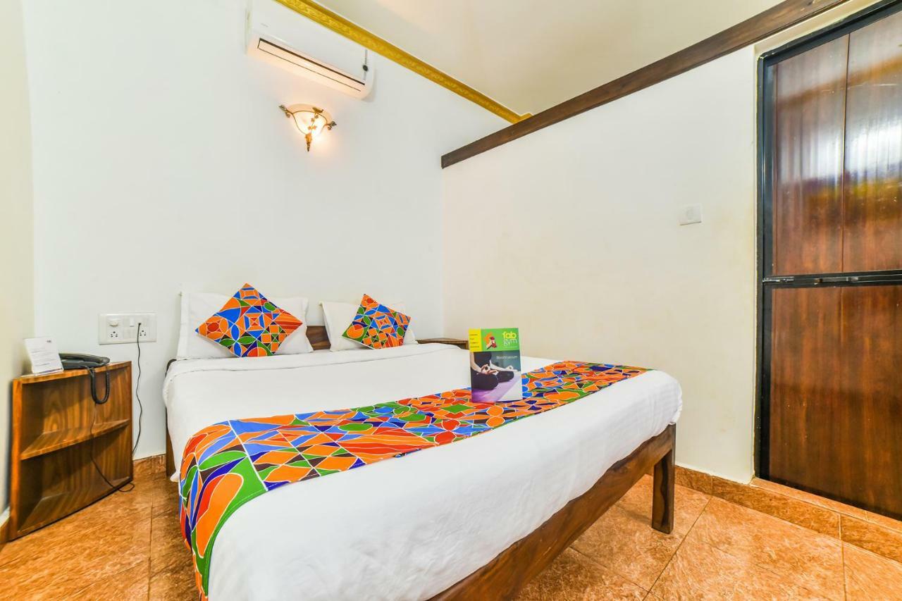 Fabhotel Yoyo Cottage With Pool - Nr Chapora Fort Vagator Exterior foto