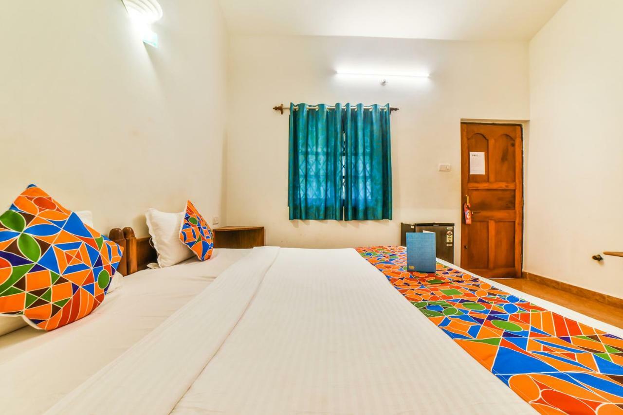 Fabhotel Yoyo Cottage With Pool - Nr Chapora Fort Vagator Exterior foto